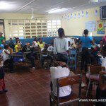 Una de las alborotadas aulas de ese día