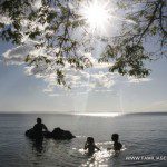 Baño sobre la puesta de sol de Mérida en la Isla Ometepe