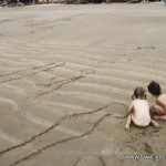 Dibujos sin límites en la playa de San Juan del Sur Dibujos sin límites en la playa de San Juan del Sur