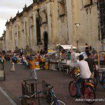 Mercadito junto a la catedral Mercadito junto a la catedral