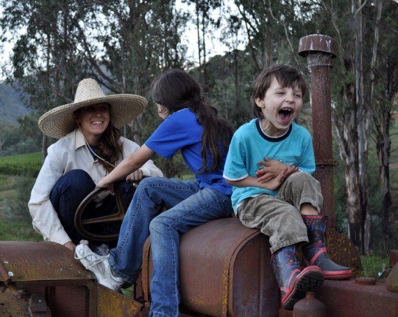 foto-familia-wwoof-extraida-de-heelsandwheelsonline foto-familia-wwoof-extraida-de-heelsandwheelsonline.com