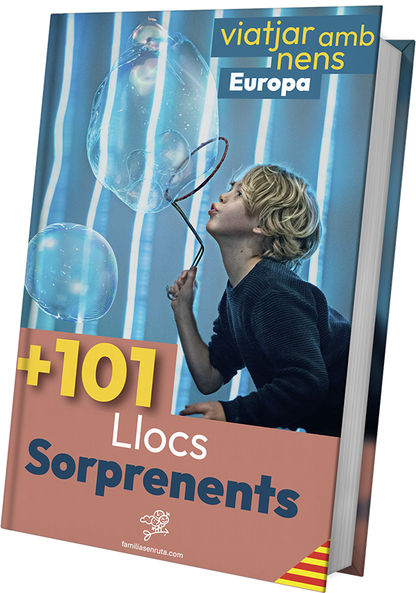 Portada del ebook 101 llocs divertits per viajar amb nens per Europa