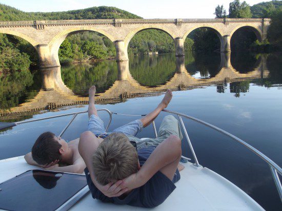 Turismo fluvial Francia niños