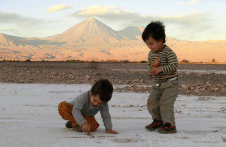 A las afueras de San Pedro de Atacama, tardes de juegos