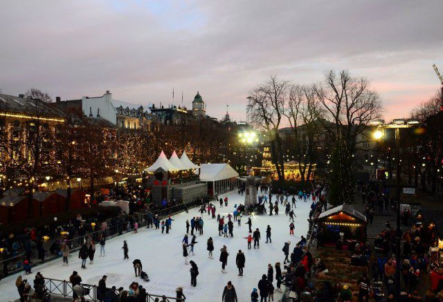 Oslo con niños - Pista de patinaje sobre hielo