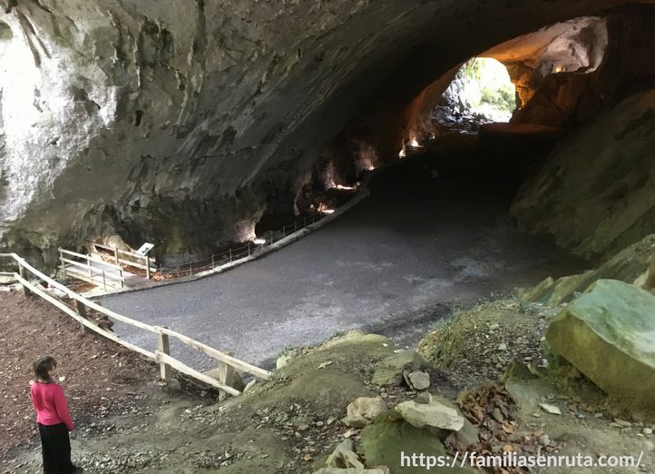 Cuevas de Zugarramurdi - Navarra con niños