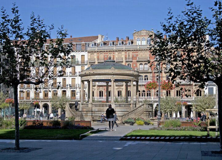 Plaza del Castillo - Pamplona - Navarra con niños