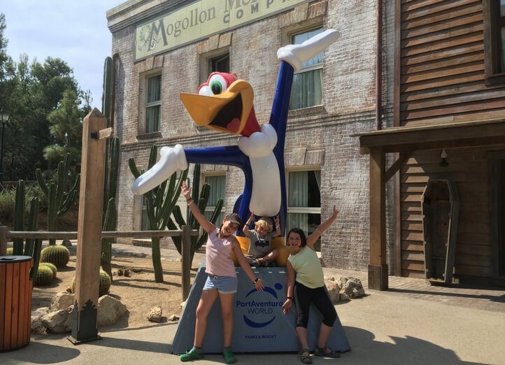 Bienvenidas al parque de atracciones Port Aventura