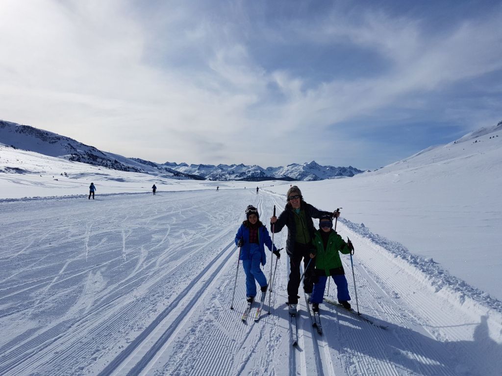 Otra opción al esquí alpino en el Valle de Aran con niños puede ser esquí de fondo en Beret