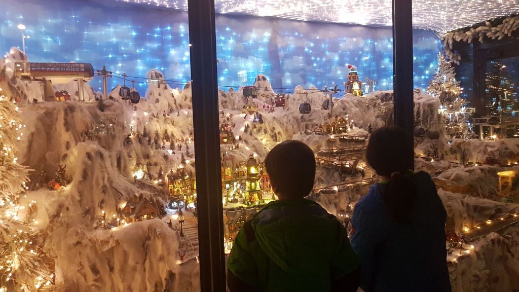 En invierno no os podéis perder los escaparates de la tienda de Albina Bosch, Vall d'Aran con niños