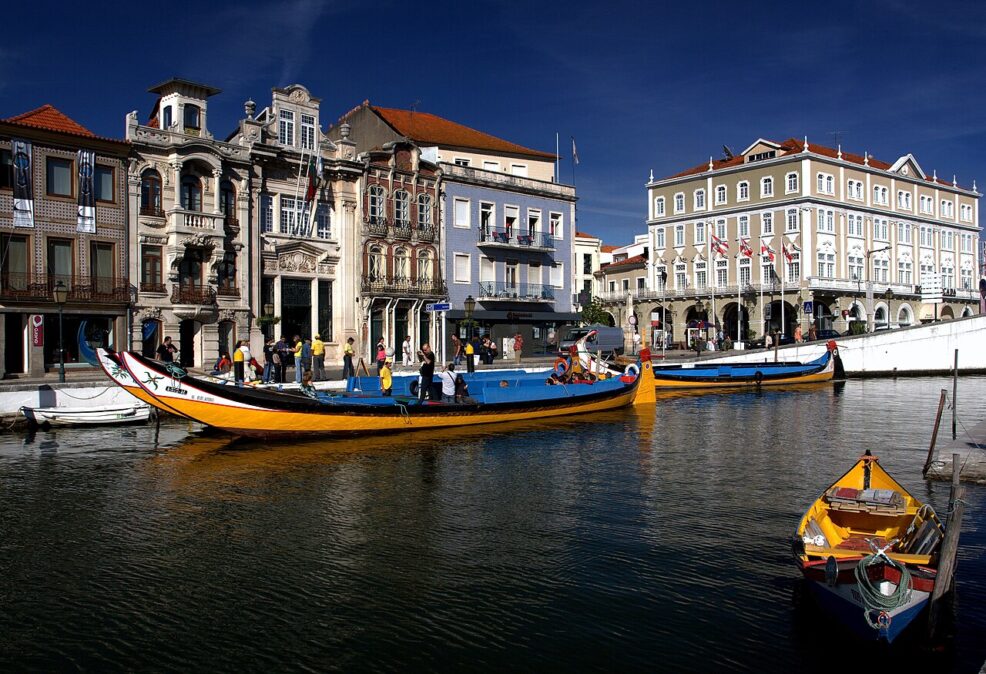Aveiro Wikipedia Portugal familias