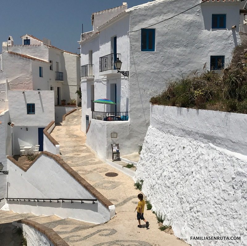 Frigiliana excursiones en Málaga para familias