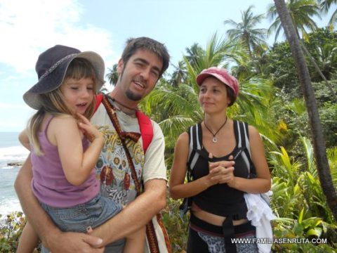 Costa Rica con niños en Puerto Viejo, la perla negra del Caribe (1)