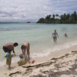 Panamá con niños en el Caribe de los kuna