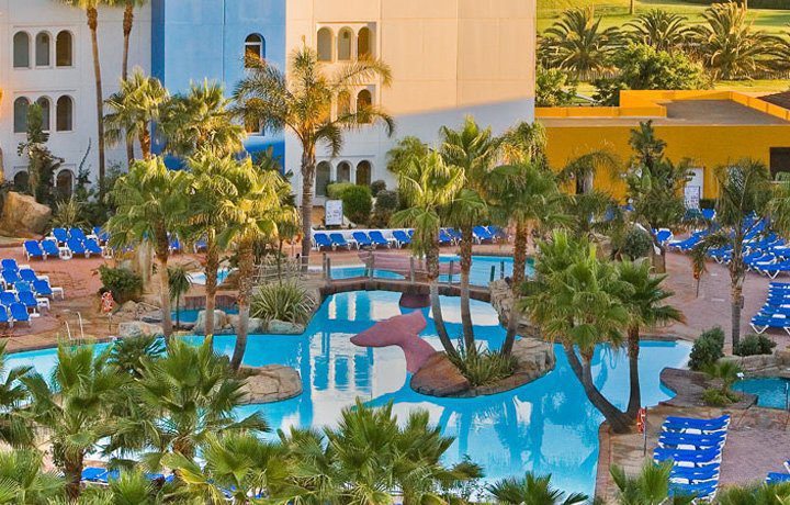 Vacaciones en familia: 101 hoteles para ir con niños