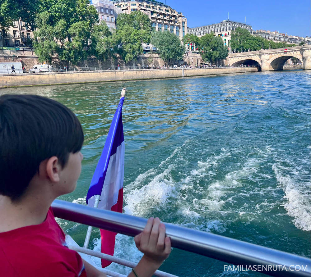 París con adolescentes