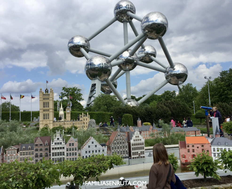 Atomium Bruselas