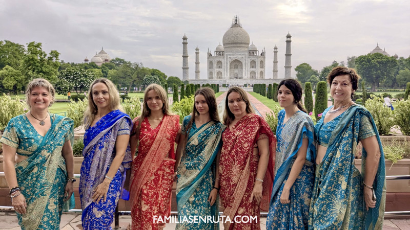 La India con niños