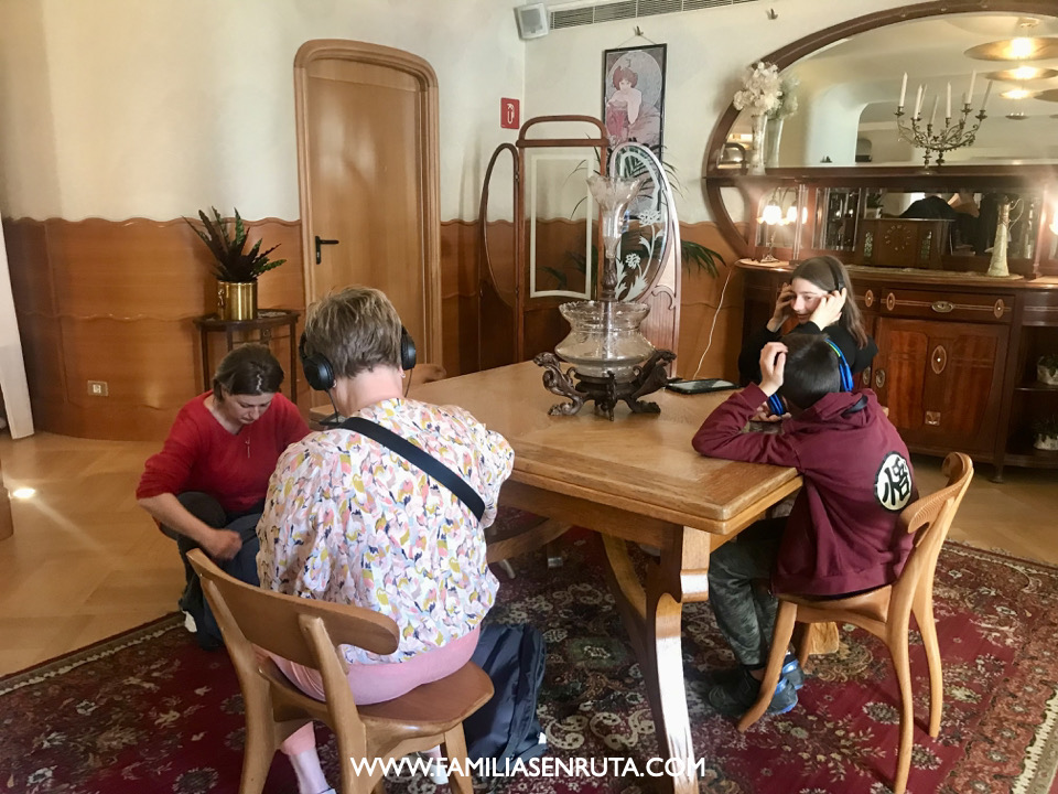 Vivienda. Casa Batlló con niños