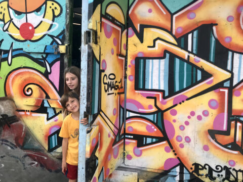 Cómo organizar una estancia larga en una ciudad de Europa con niños