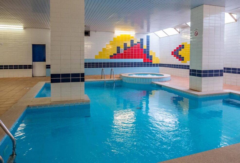 Top 20 hoteles con piscina climatizada para niños en España