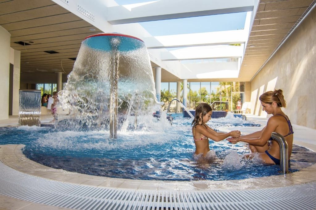 TOP HOTELES CON PISCINA CLIMATIZADA PARA NIÑOS
