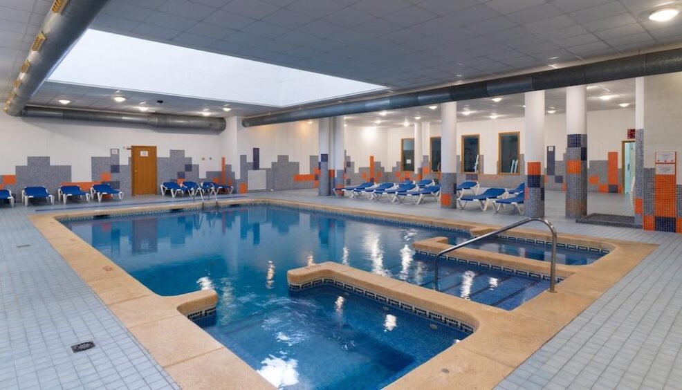 Top 20 hoteles con piscina climatizada para niños en España
